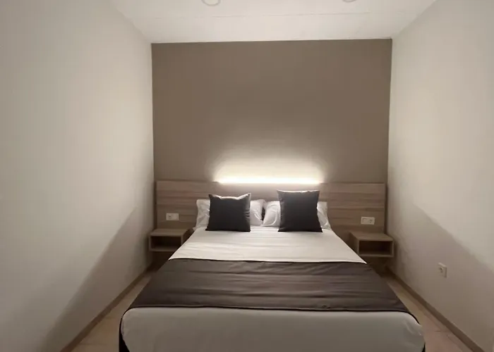 Vas Ciudad Konukevi 3*